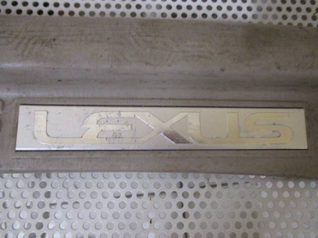 Накладка порога (внутренняя) задняя левая Lexus LX  1998-2002 6791860060 на Lexus LX 