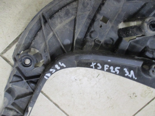Кронштейн заднего бампера BMW X3 (F25) 2010-2014 на BMW X3 (F25)