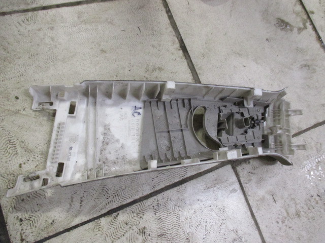 Обшивка стойки Honda Accord VIII 2007-2012 на Honda Accord VIII