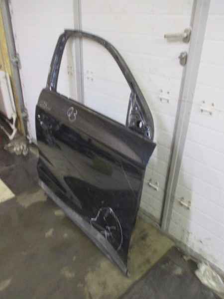 Дверь передняя правая Audi Q3  2011-2014 на Audi Q3 