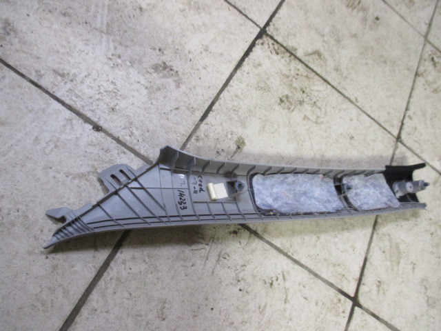 Обшивка стойки Kia Ceed (ED) 2006-2012 на Kia Ceed (ED)