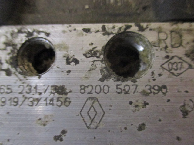 Блок ABS (насос) Renault Megane 2 2002-2006 на Renault Megane 2