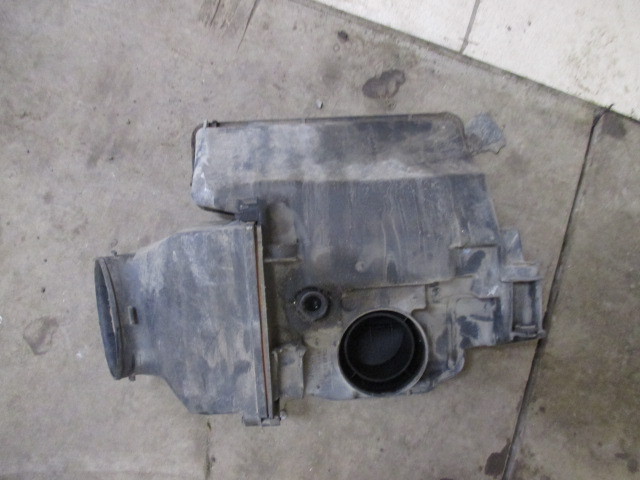 Корпус воздушного фильтра Renault Megane 2 2002-2006 на Renault Megane 2