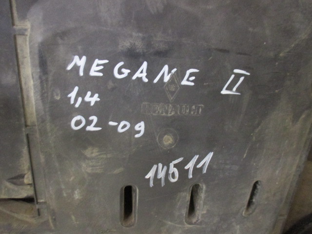 Корпус воздушного фильтра Renault Megane 2 2002-2006 на Renault Megane 2