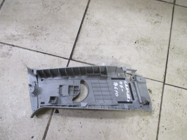 Обшивка стойки Mitsubishi Lancer X 2007-н.в. 7211A062 на Mitsubishi Lancer X