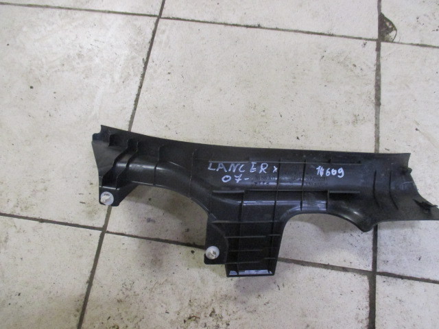 Накладка порога (внутренняя) Mitsubishi Lancer X 2007-н.в. на Mitsubishi Lancer X