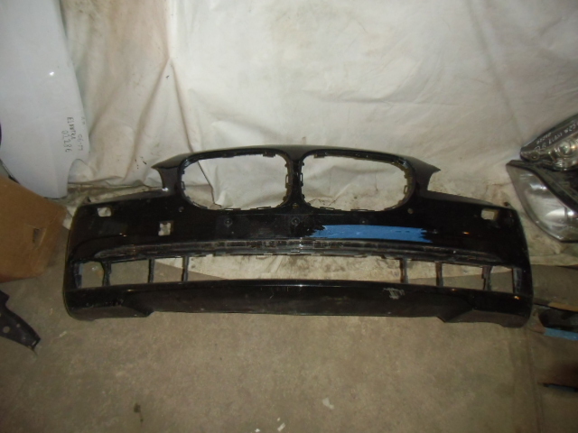 Бампер передний BMW 7-Series F01,F02,F04 2008-2012 на BMW 7-Series F01,F02,F04