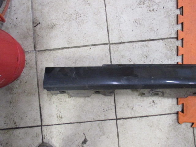 Накладка на порог (наружная) BMW 5-Series(F10,F11,F07) 2009-2013 на BMW 5-Series(F10,F11,F07)