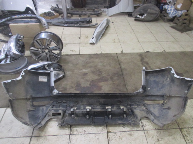 Бампер задний Land Rover Range Rover Evoque  2011-2015 на Land Rover Range Rover Evoque 