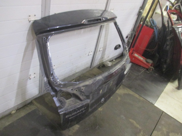 Дверь багажника Subaru Outback IV 2009-2012 на Subaru Outback IV