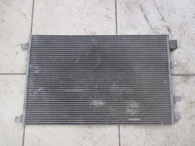 Радиатор кондиционера (конденсер) Nissan Qashqai J10 2006-2010 на Nissan Qashqai J10