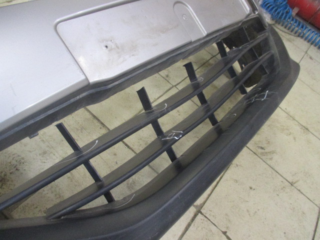 Бампер передний Nissan Qashqai J10 2006-2010 на Nissan Qashqai J10