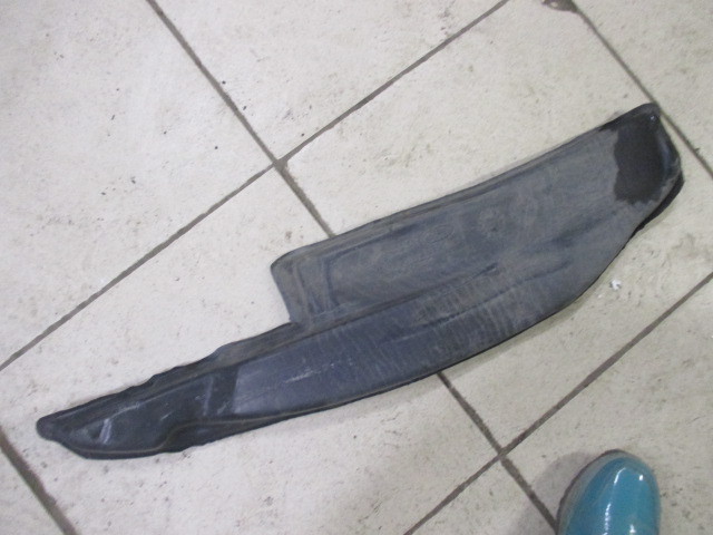 Уплотнитель двери и стеклом Ford Focus 2 2005-2008 на Ford Focus 2