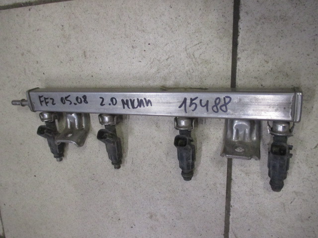 Рейка топливная (рампа) Ford Focus 2 2005-2008 на Ford Focus 2