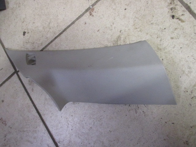 Обшивка задней левой стойки верхняя седан Ford Focus 2 2005-2008 5M51F31011C на Ford Focus 2
