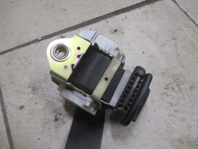 Ремень безопасности Ford Focus 2 2005-2008 на Ford Focus 2