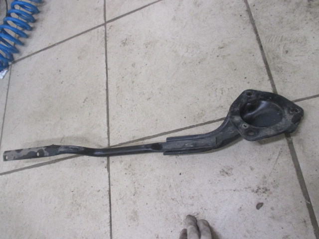 Растяжка столбов Ford Focus 2 2005-2008 на Ford Focus 2
