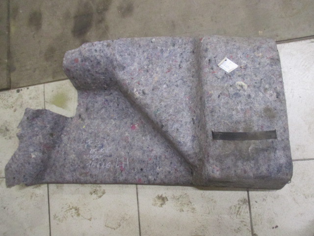 Обшивка багажника Ford Focus 2 2005-2008 на Ford Focus 2