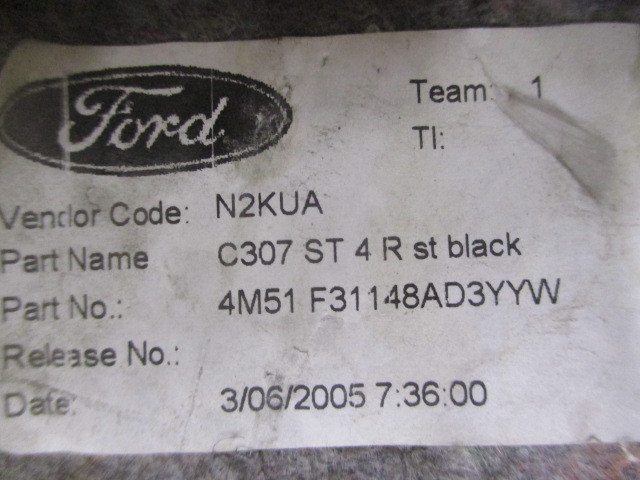 Обшивка багажника Ford Focus 2 2005-2008 на Ford Focus 2