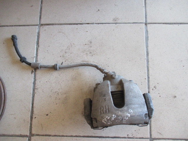 Суппорт передний правый Ford Focus 2 2005-2008 на Ford Focus 2
