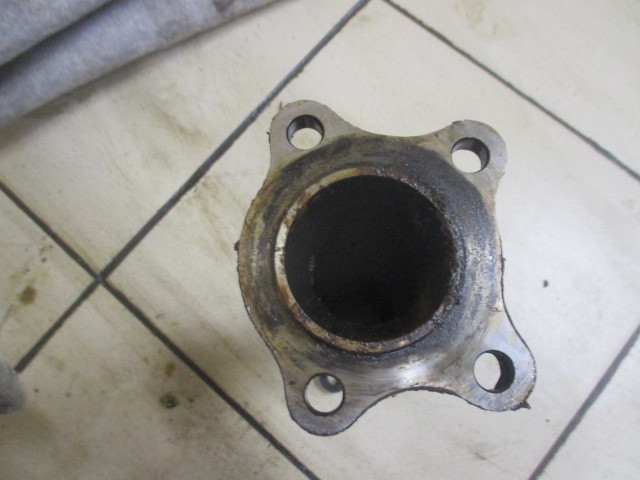 Полуось задняя Kia Sorento (BL) 2002-2006 на Kia Sorento (BL)