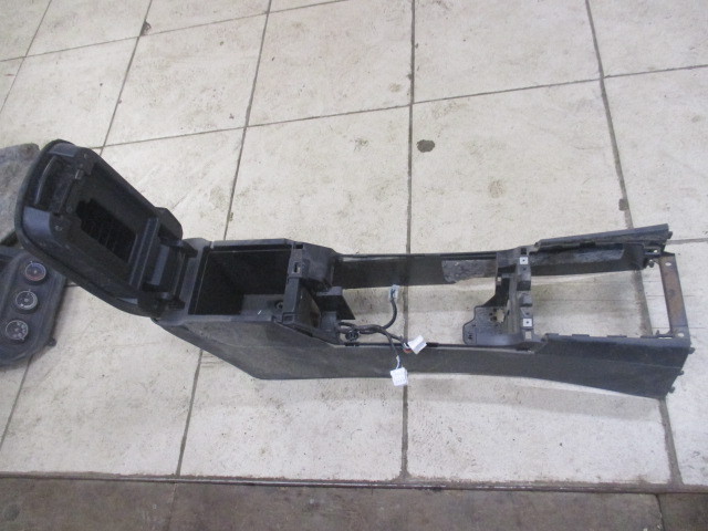 Подлокотник Mitsubishi Lancer X 2007-н.в. на Mitsubishi Lancer X
