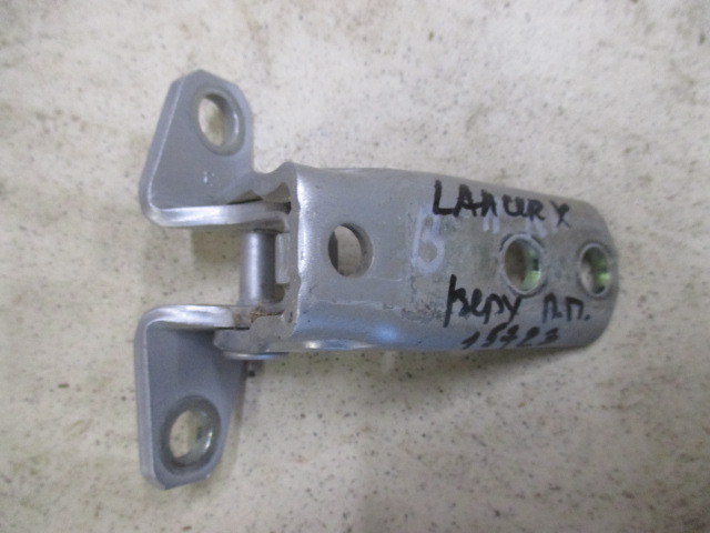 Петля двери Mitsubishi Lancer X 2007-н.в. на Mitsubishi Lancer X