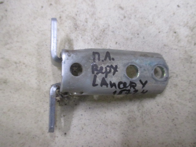 Петля двери Mitsubishi Lancer X 2007-н.в. на Mitsubishi Lancer X