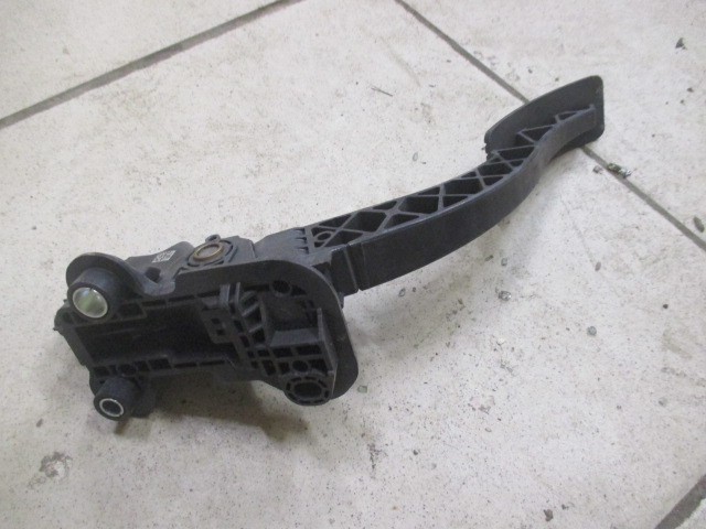 Педаль газа Mitsubishi Lancer X 2007-н.в. на Mitsubishi Lancer X