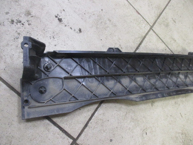 Воздуховод радиатора левый BMW X5 E70 2006-2010 на BMW X5 E70