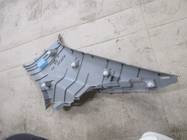 Обшивка стойки Mitsubishi Lancer X 2007-н.в. 7212A043ZZ на Mitsubishi Lancer X